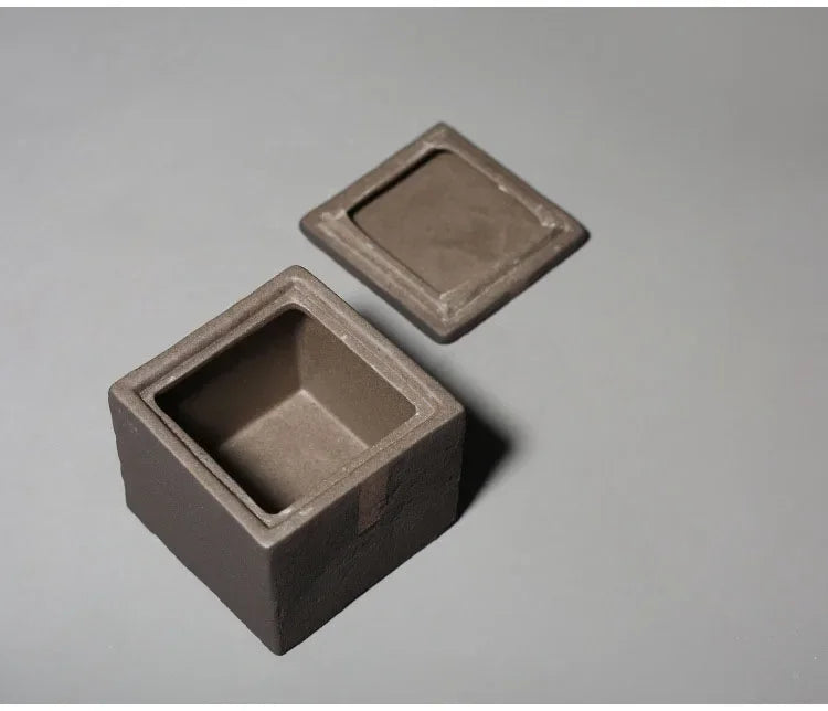 MAË - Ceramic Storage Jar Retro Tabletop Accent